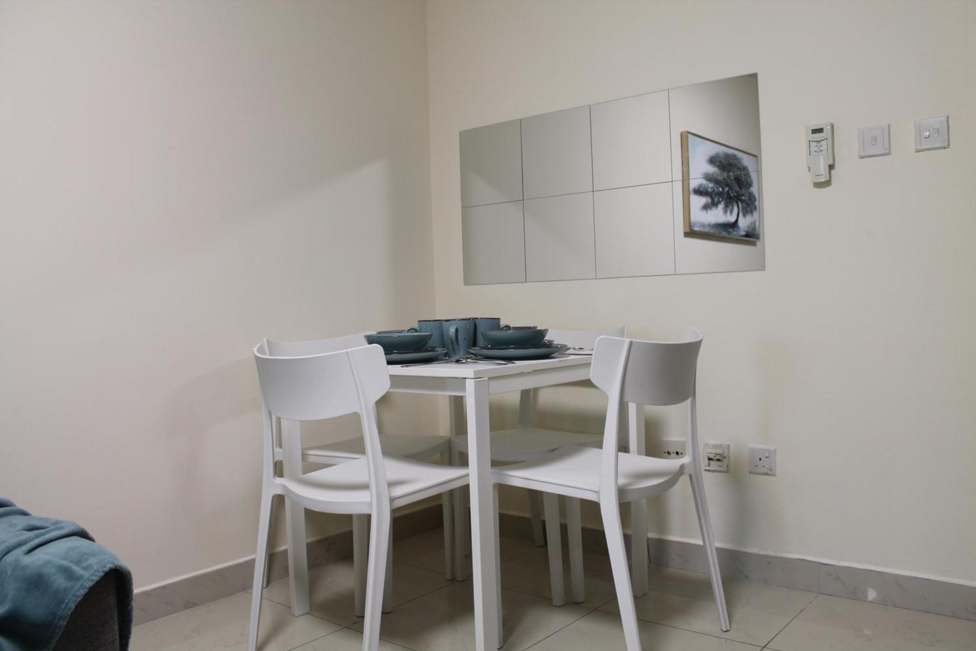 Newly Furnished 1 Bedroom, High Floor, Amazing View, Close To Metro Apartment *